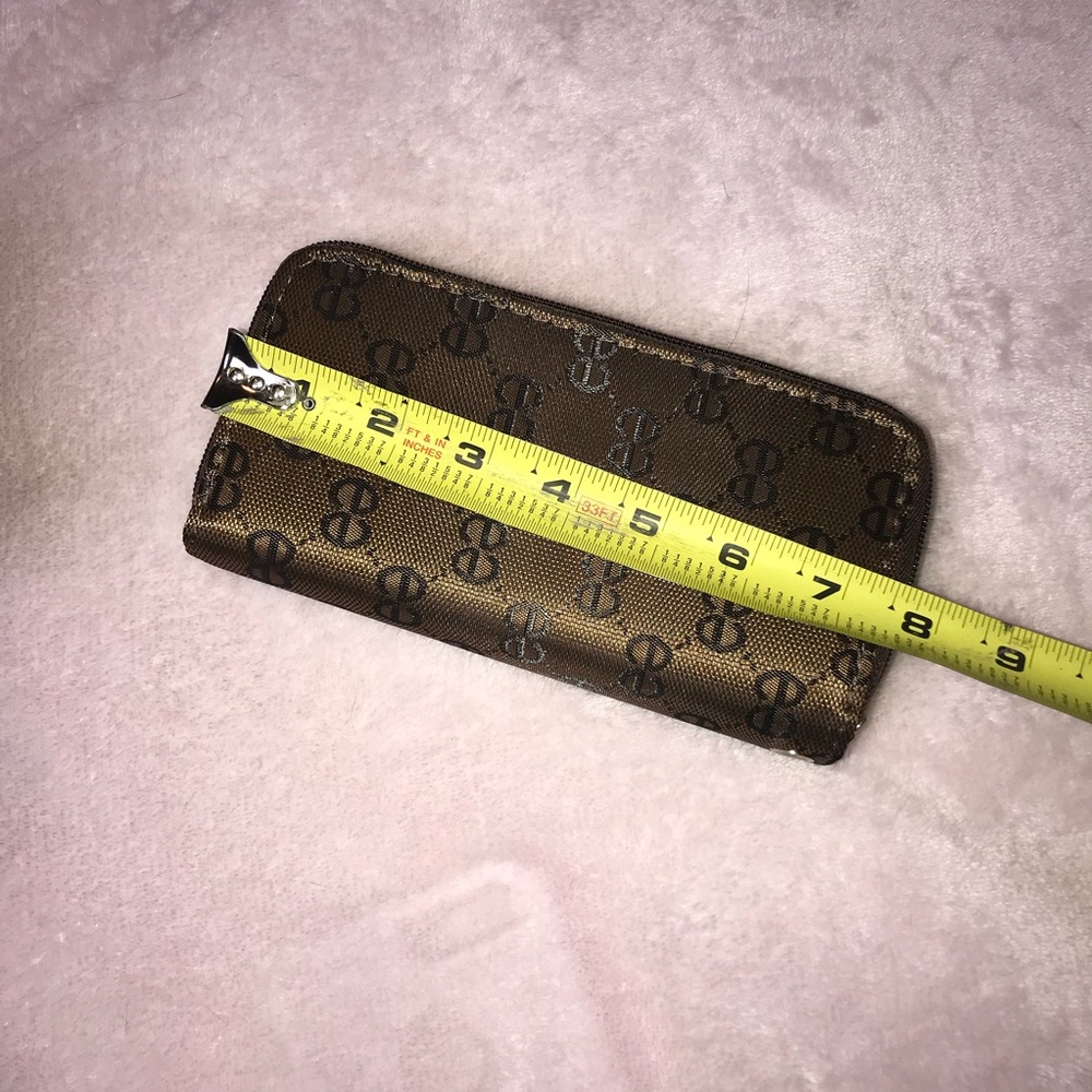 Ladies Brown Monogram Wallet divided 2 sides zippers Diamond pattern design logo - Picture 2 of 9